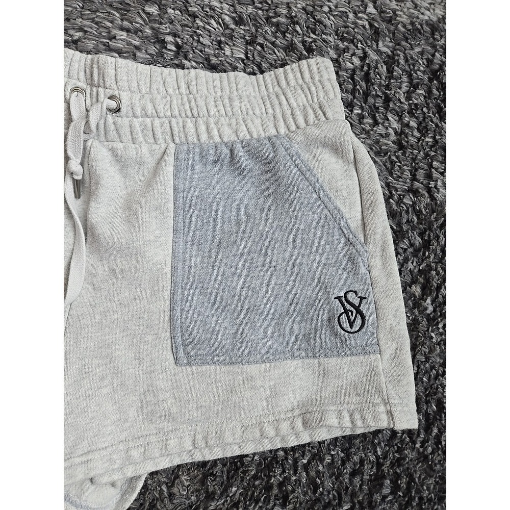 Victoria Secret Sweat-shorts On Point Grey Size Large - Picture 3 of 9